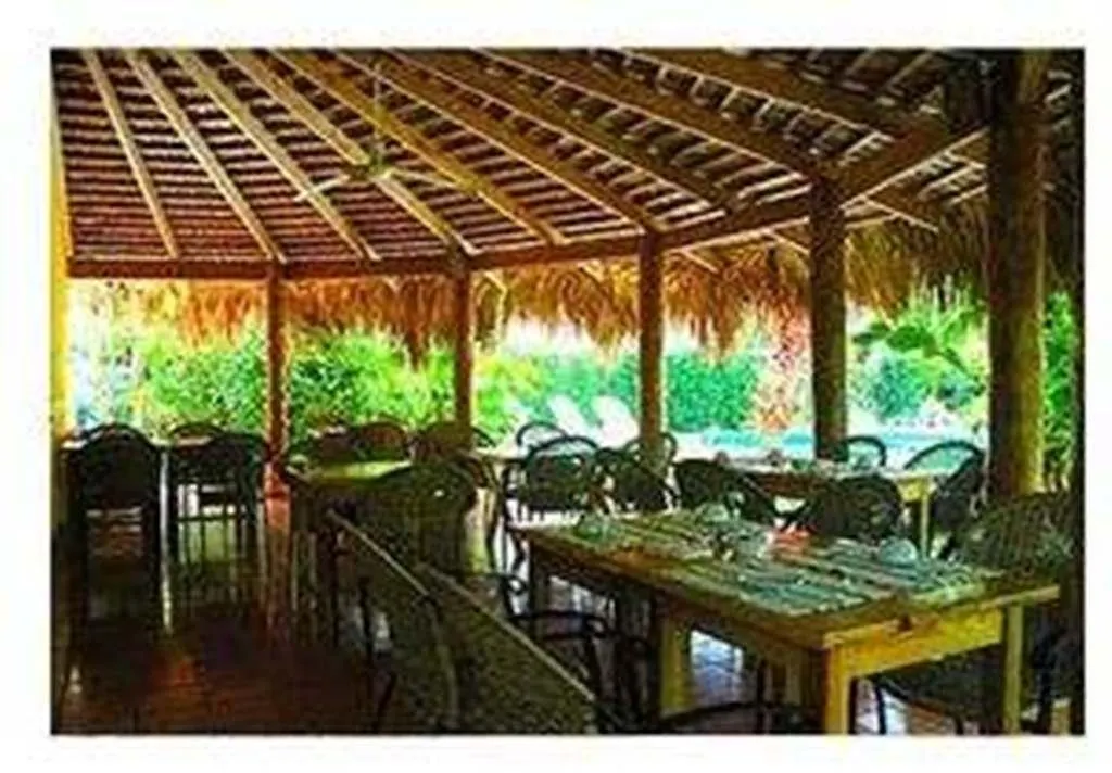 Hotel Casa Nina 拉斯特拉纳斯